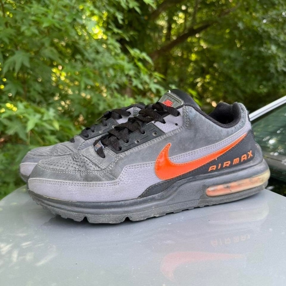 Nike air max sneakers